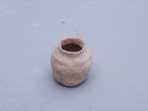 新石器时代红陶罐