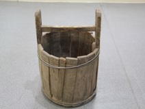 1936年10月红军会宁会师期间徐向前用过的木水桶