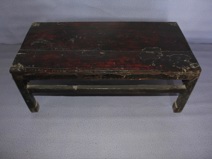 1936年10月红军会宁会师期间周纯全用过的炕桌