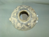 半山类型三角纹双耳彩陶壶