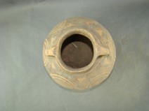 马厂类型多圆圈网格纹双耳彩陶罐