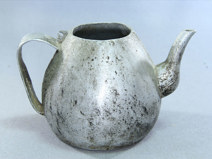 近代靖远百姓生产生活所使用的铝茶壶