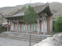 西坡雪山阁